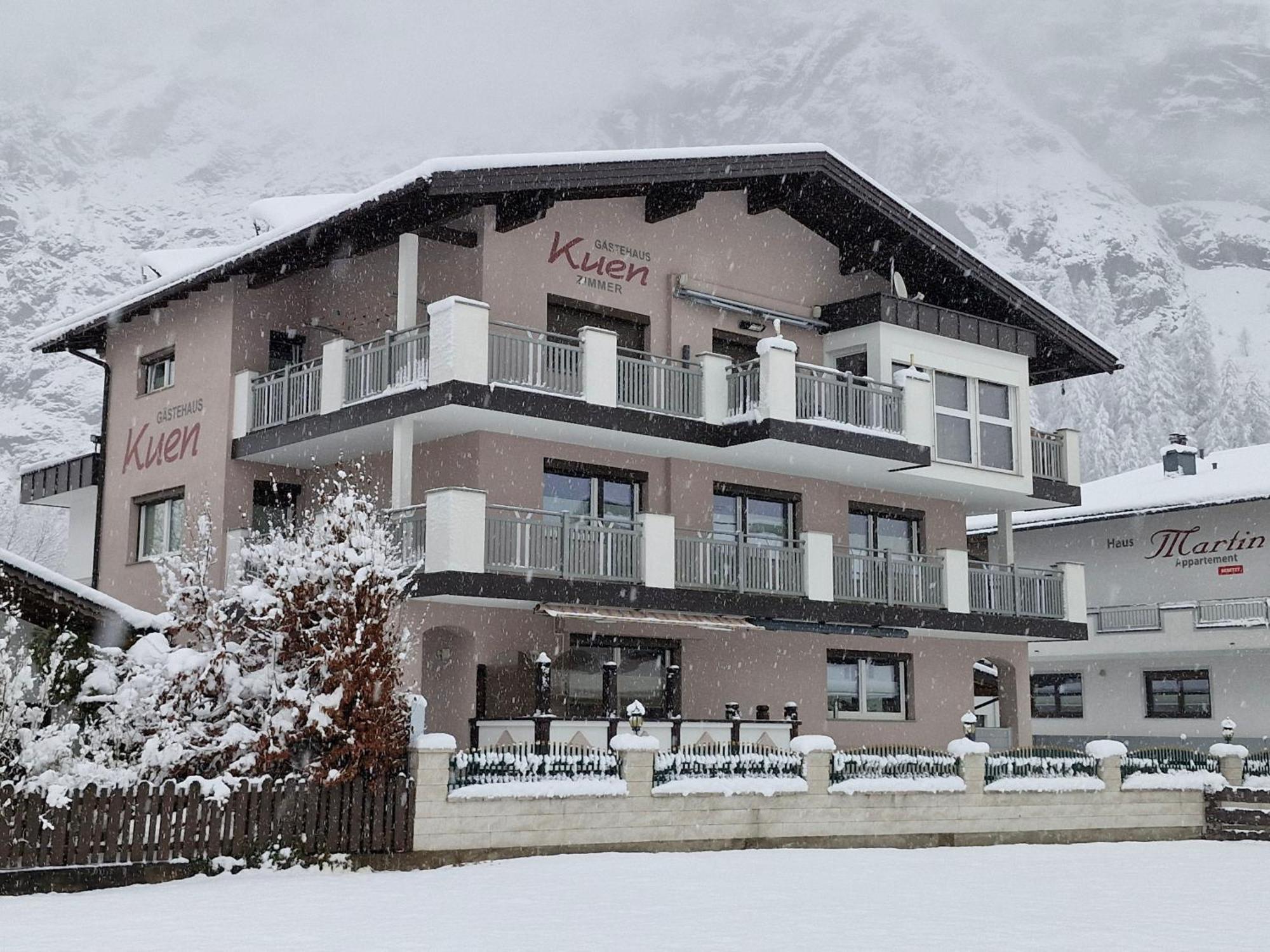 Gaestehaus Kuen Langenfeld Exterior photo